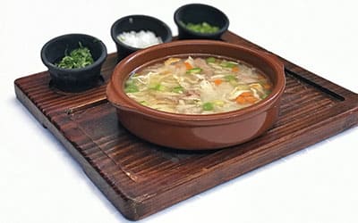 consome-de-pollo